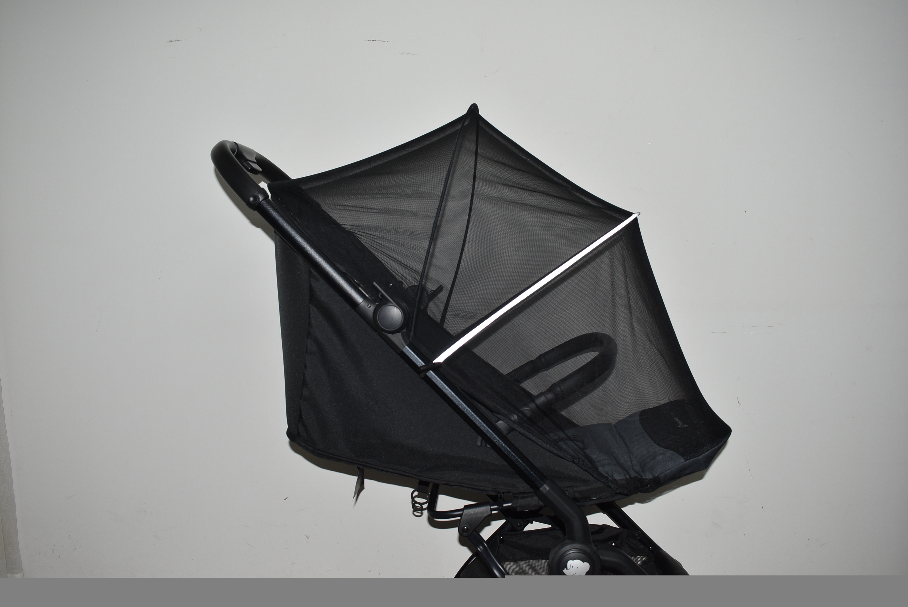 Hot Selling Foldable Black Reflective Strip Baby Bed Camping Pram Mosquito Net For Stroller Bug