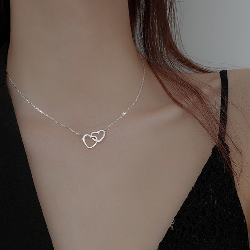 Elegant Ladylike Heart Collarbone Necklace Double Hollowed Heart Gold Fine Chain Stainless Steel Necklace Non Fading