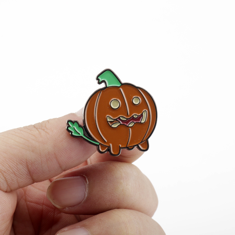 Wholesale metal Halloween Pumpkin Enamel Pin Movie Pins Badge Custom enamel pin