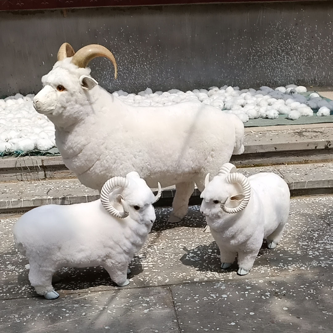 High Quality Simulation Realist Large Animals  Handmade Goat Model Photography Props Shopping Mall Kindergarten Decoration