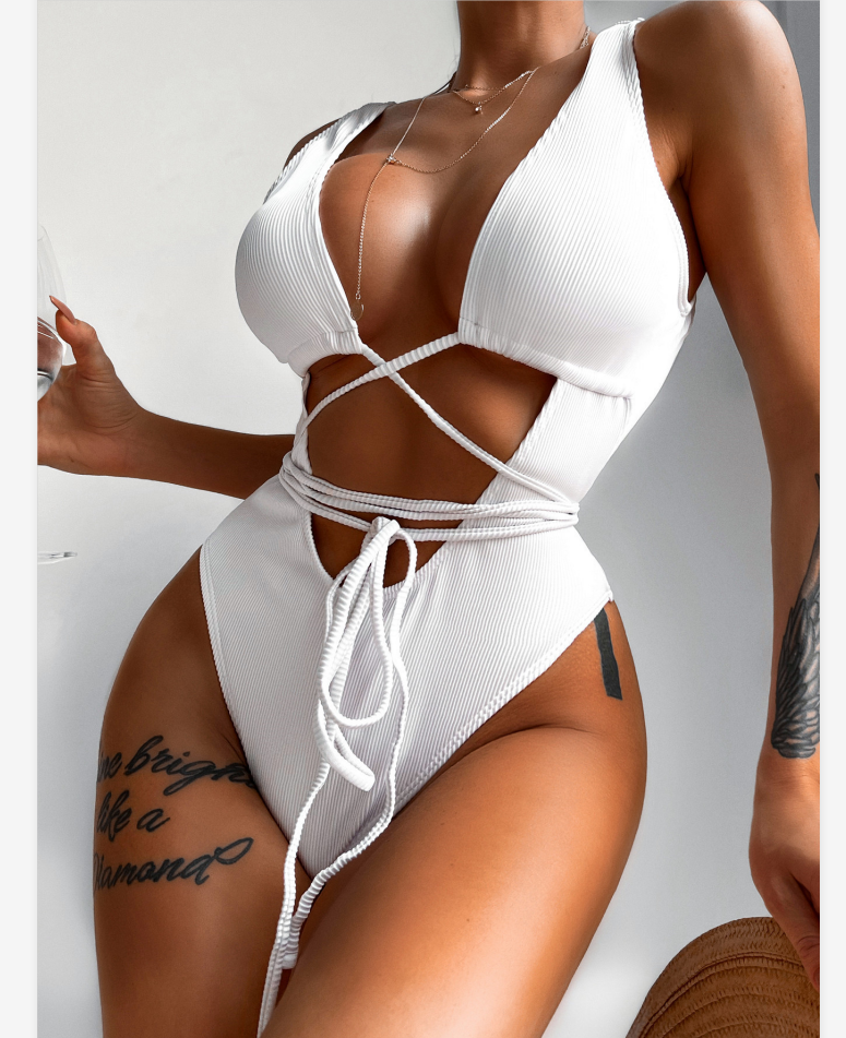 Sexy Beachwear 2022 Bandage Hollow Out Hot Girls Bathing Suits One Piece For Women Swimsuit