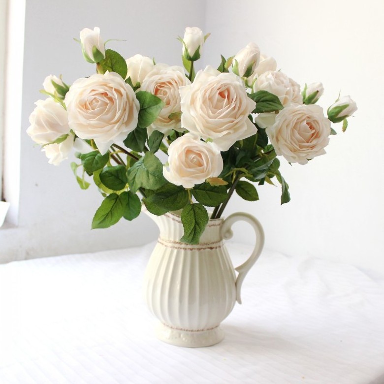 2024 Artificial Cheap Flower bouquet 3 Flowers Head Artificial Roses White Silk Fake Roses for valentine's day