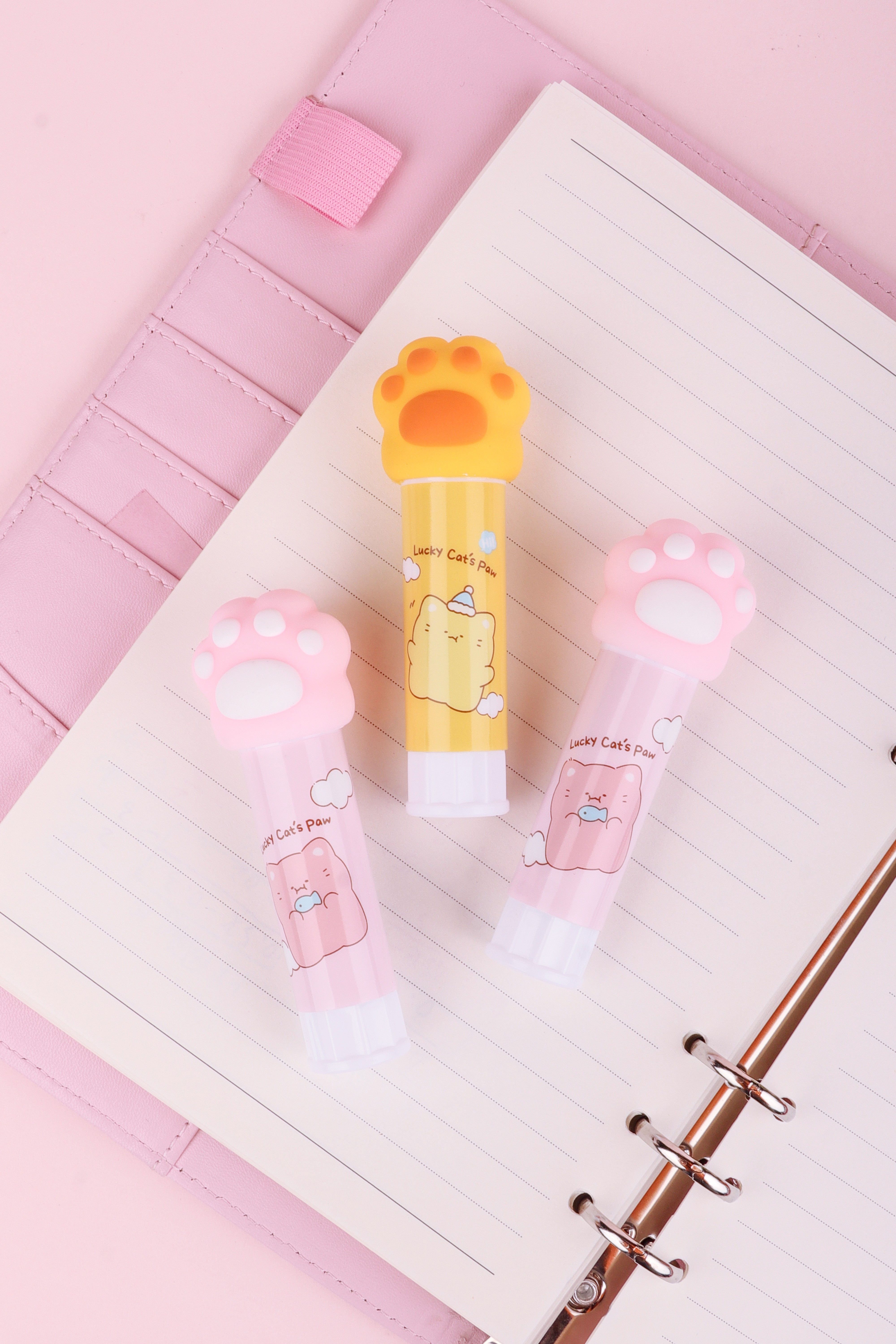 KUKI Stationery Strong Viscosity PVP Non-Toxic School Glue Stick Manufacturer 30G Cute Claw Pink Yellow Glue Stick