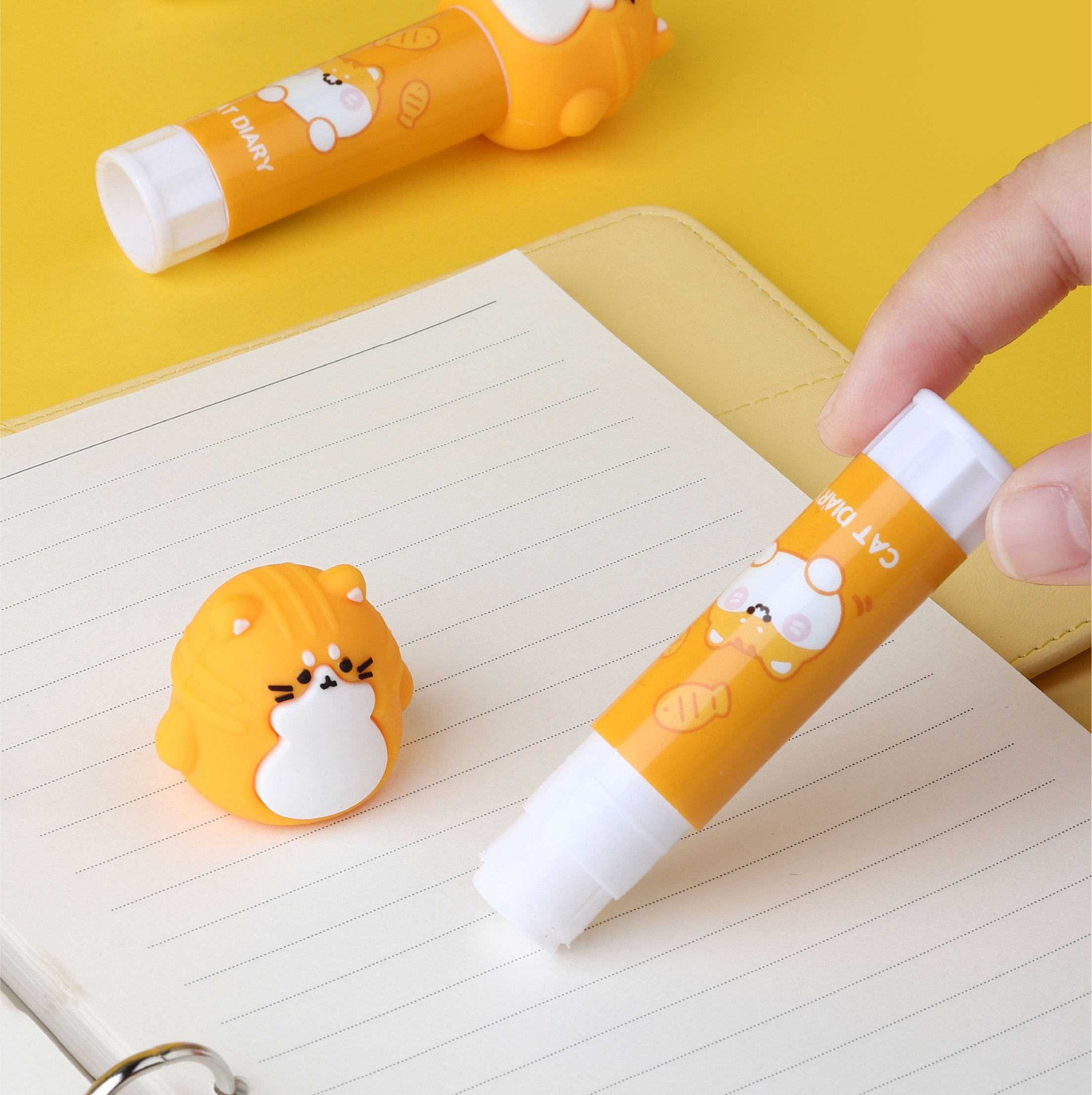 Solid Glue Sticks Cute School Supplies Clear Washable High Viscosity Solid, Cheap Price Animals Design Stick Glue