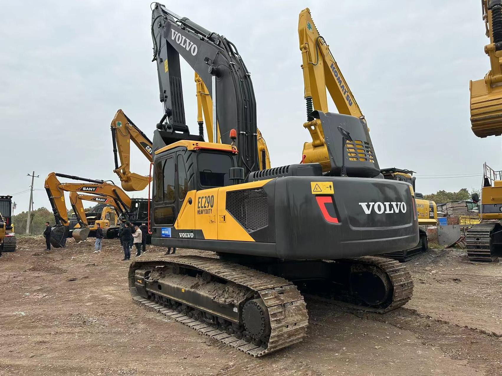 New Arrival Volvo 29 Tons Crawler Hydraulic Digger Used Excavator Price Used EC290 Large Earthwork Machine Excavator for Sale