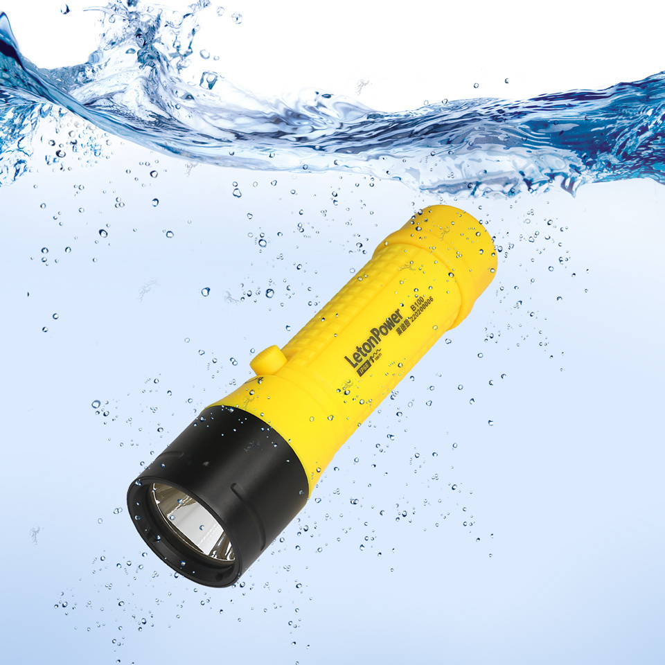 1800 Lumens Diving Flashlight Torches High Quality Marine Operations Lighting for Underwater Exploration