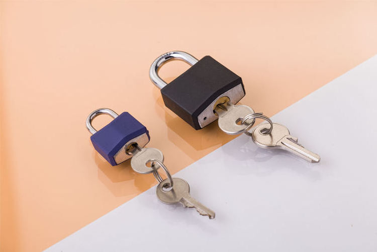 High Quality Candado Waterproof Lock Brass Cylinder Plastic Coated Cadeado Aluminum Padlock