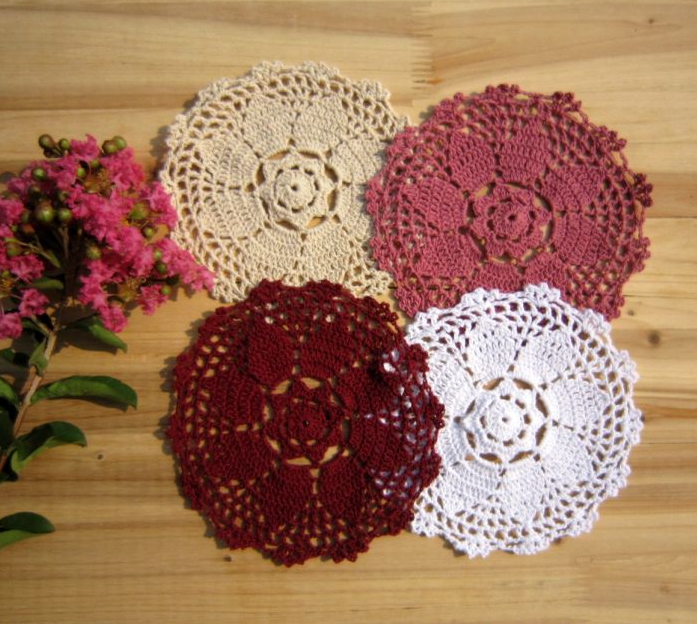 retro Handmade Crochet Cotton Lace Table Doily Round Lace Place coffee  mats cushion