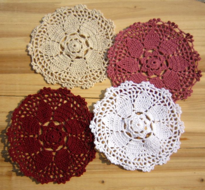 retro Handmade Crochet Cotton Lace Table Doily Round Lace Place coffee  mats cushion