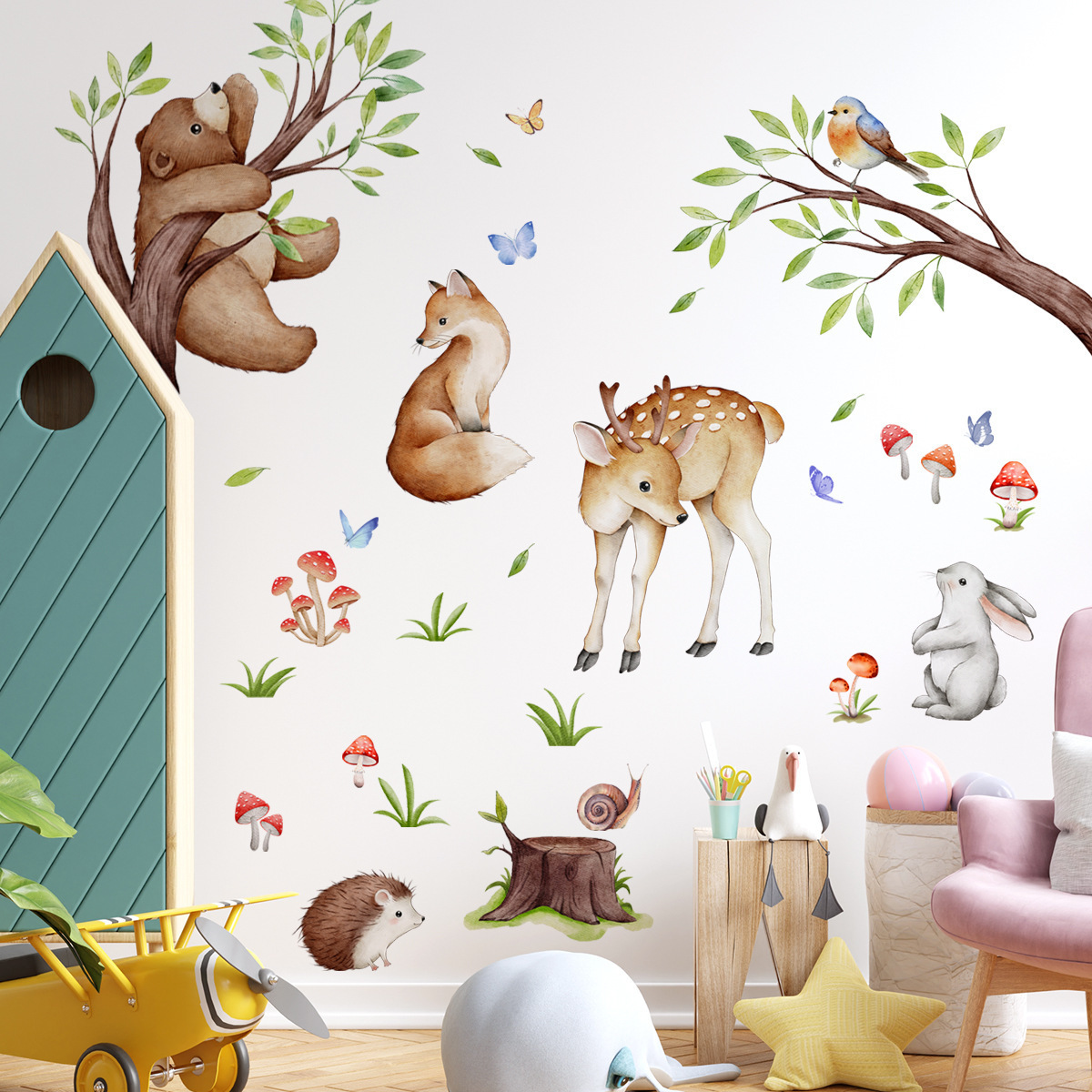 Forest Animal Gathering Wall Sticker Cartoon Bear Deer Rabbit Fox Decals Living Room Decorative Wallpaper