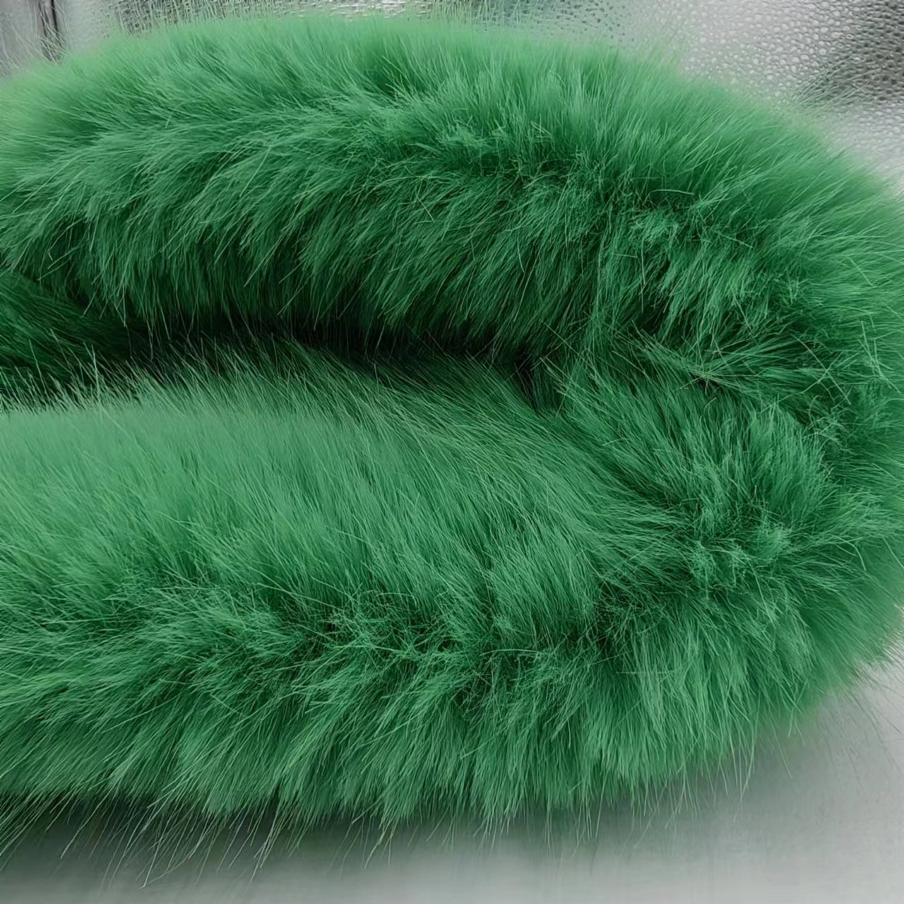 hot selling high quality solid fox faux fur 1200g fabric for winter woman collar