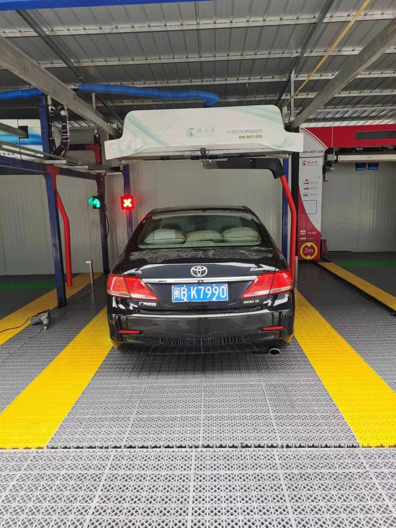 New Product Touchless Full Automatic Car Washing Machine for Gas Station Customizable OEM  360 Rotary Wash Contactless Smart