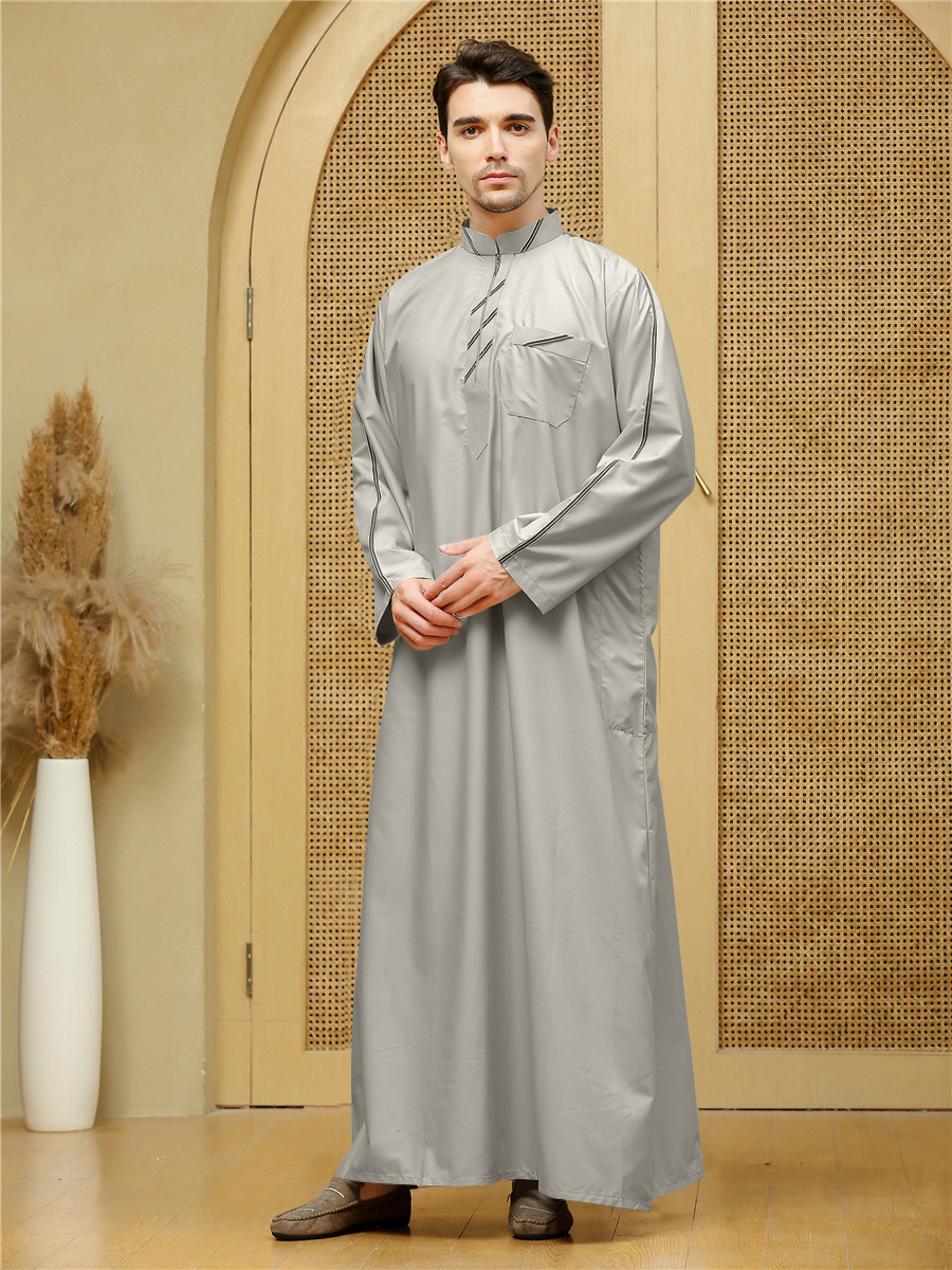 9004  kuwii 2021 New Design Simple Muslim Embroidered Men's Robe  daffah thobe men abaya islamic clothing al aseel thobe