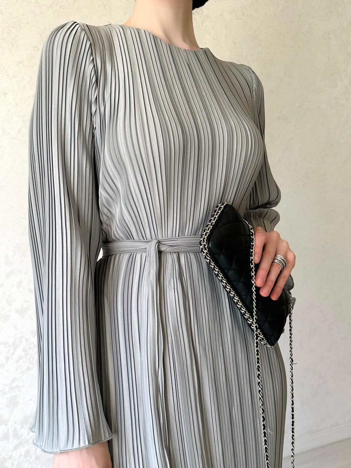 Factory Supply 2024 Spring New Pressure Pleat Flared Sleeve Maxi Dress Ladies Muslim Turkish Long Sleeve Muslim Evening Dress