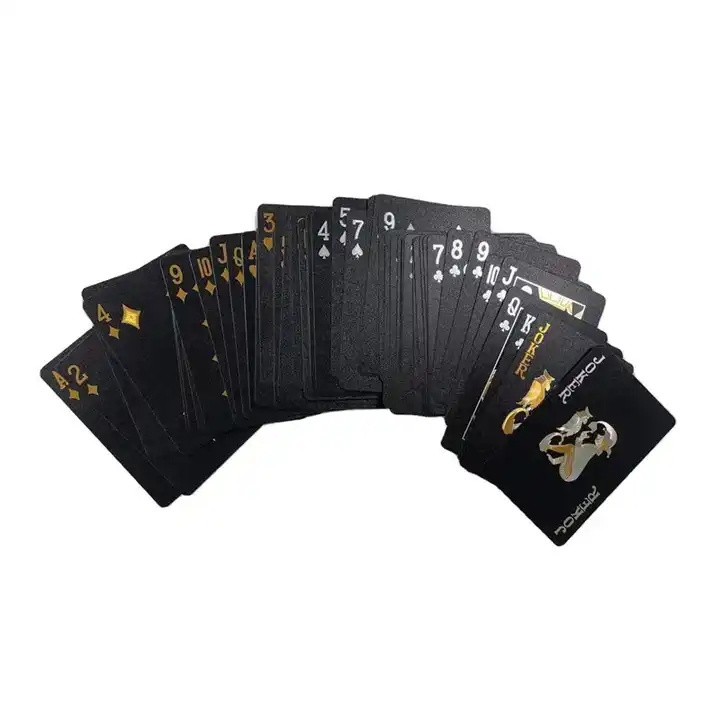 Cool new design skull printed gold foil playing cards customized entertainment game deck waterproof plastic black poker