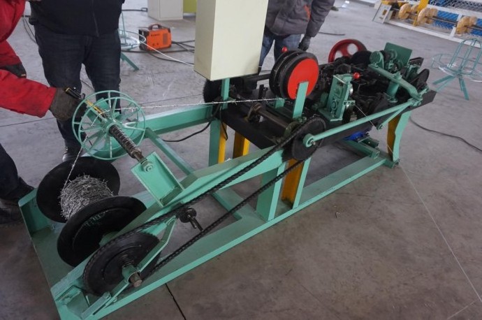 used barbed wire machine for sale / barbed wire machine easy to operate