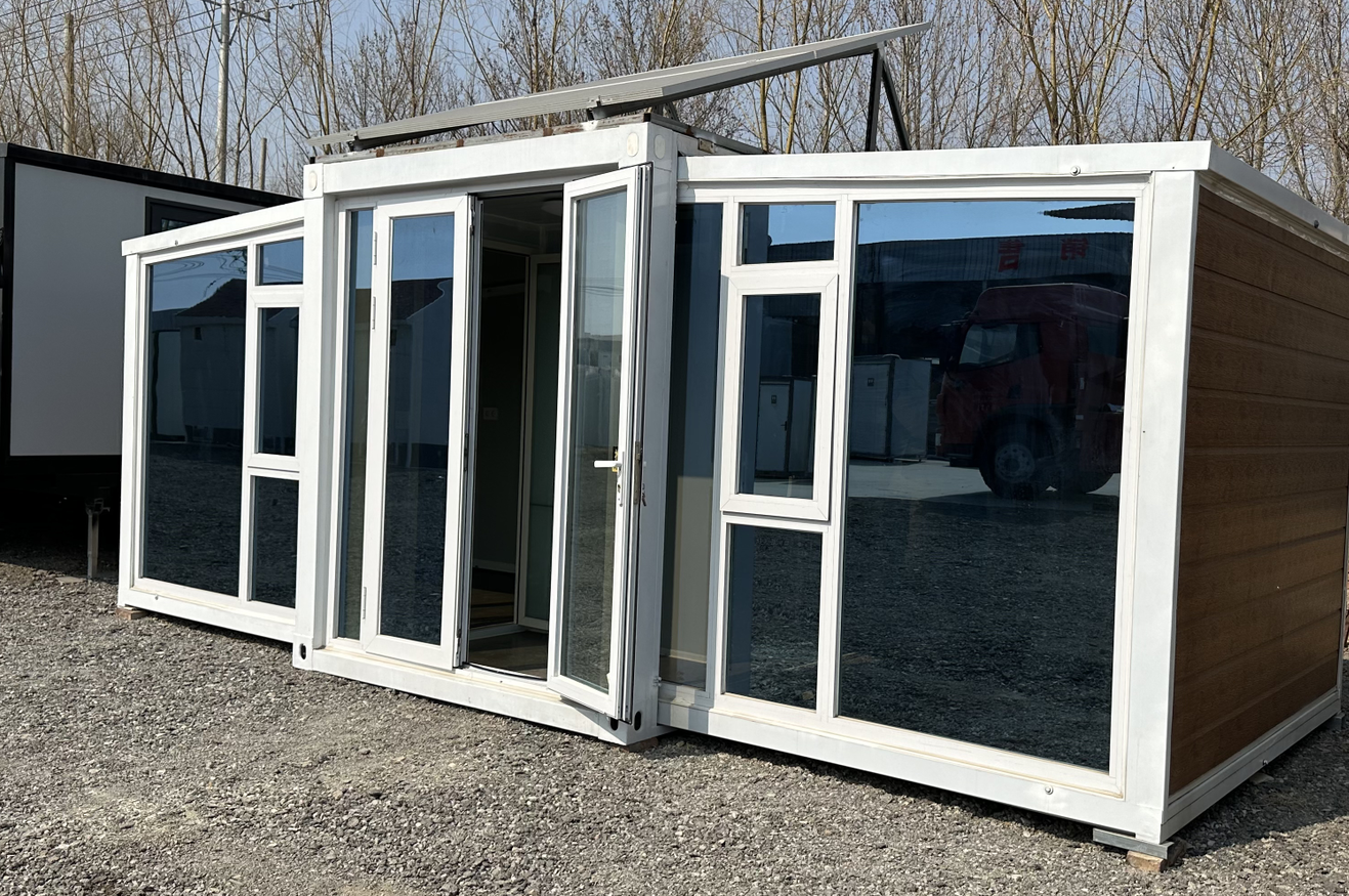 High Quality Chinese Design Prefab Foldable Portable Container Flat Roof Mobile House Office Apartment Sunrooms Glass Houses