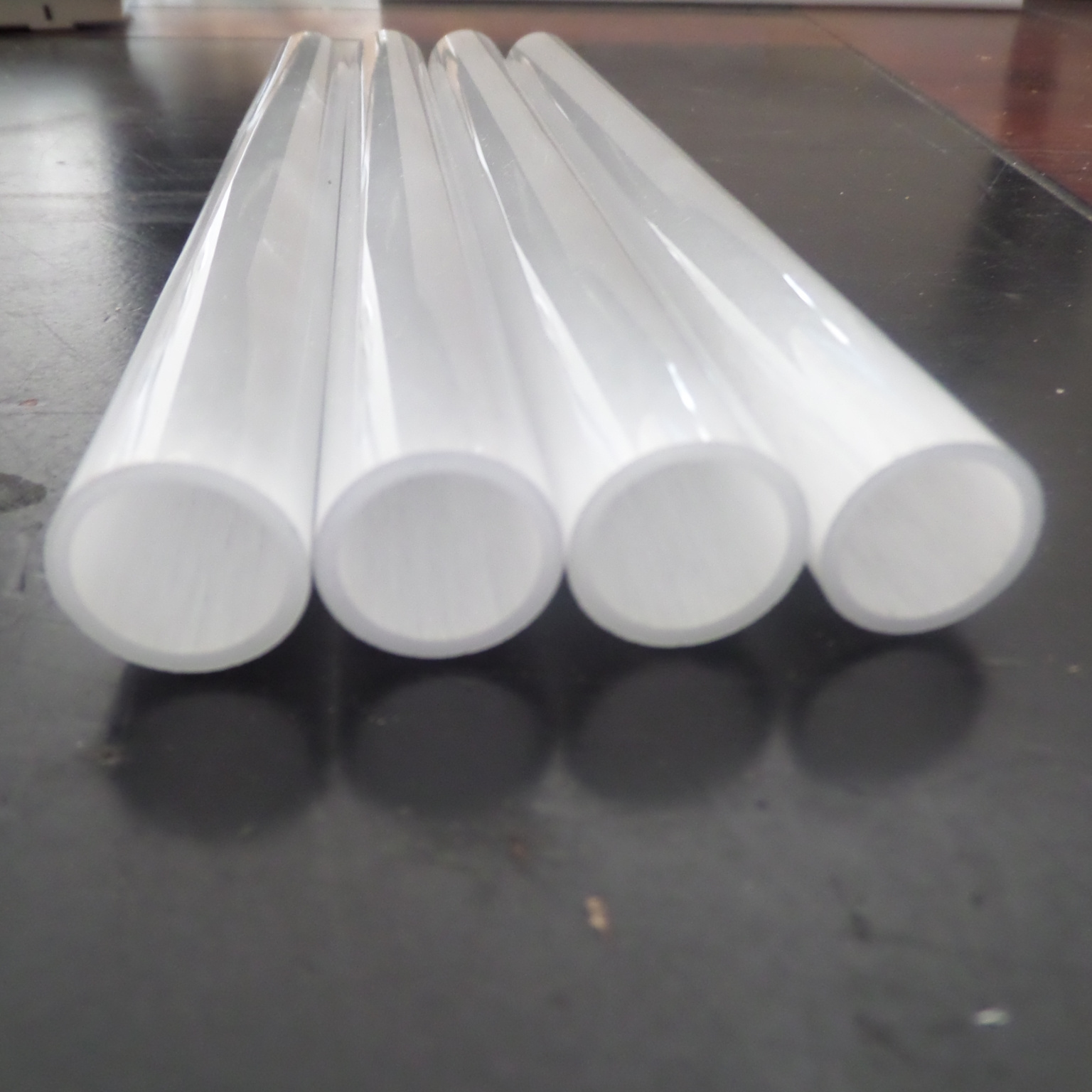 wholesale retail high temperature quartz resistant milky white quartz glass tube