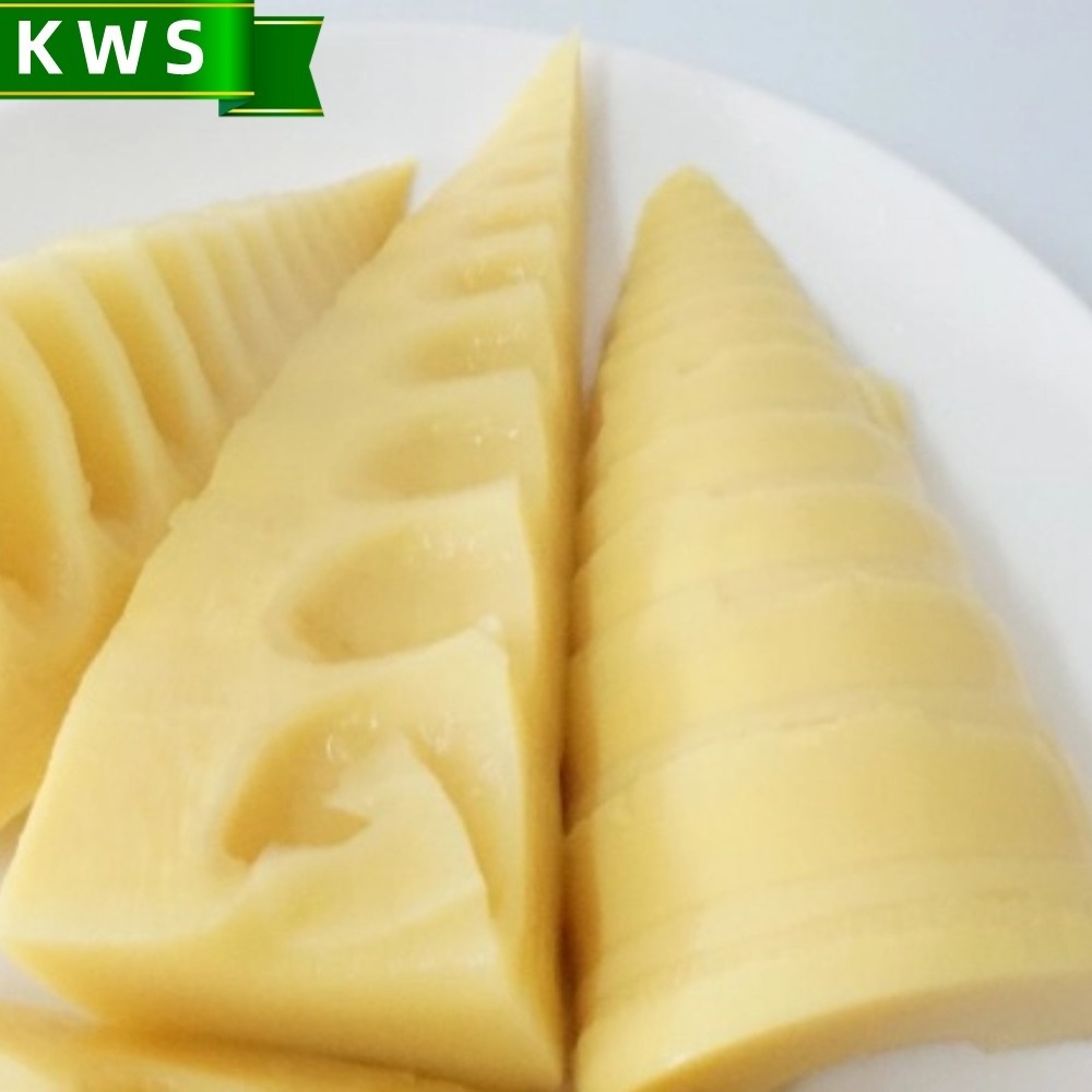 KWS Half cut fresh bamboo shoots in water canned style