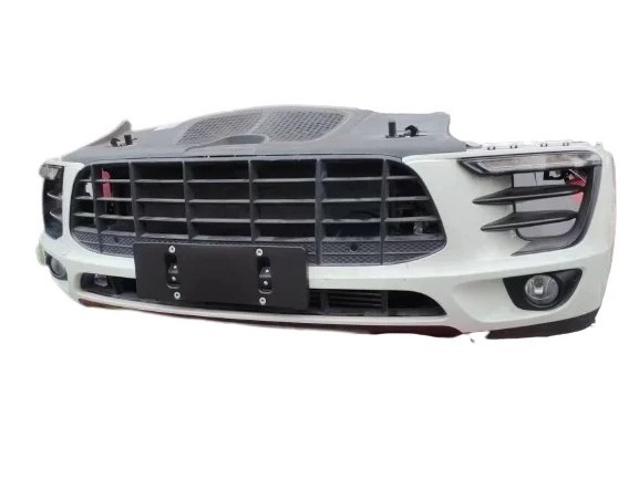 The front bumper assembly is suitable for Porsche car accessories, old Porsche Macan front bumper