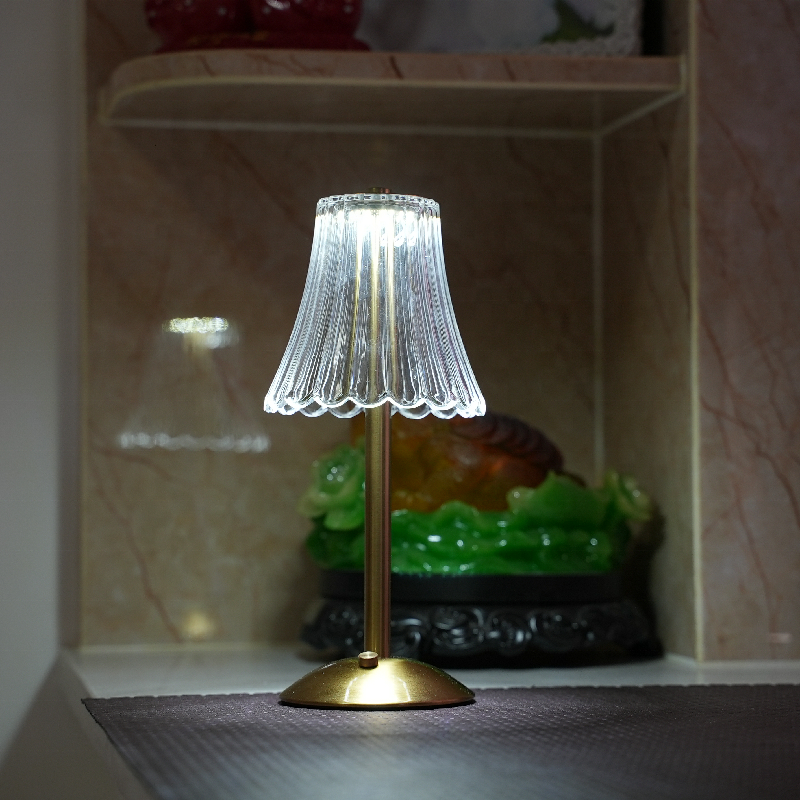 Factory Price Retro Handmade Table Lamp Mini Retro Pleated Shade  Decorative Umbrella Night Light For Home