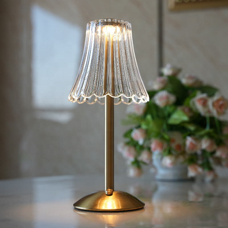 Factory Price Retro Handmade Table Lamp Mini Retro Pleated Shade  Decorative Umbrella Night Light For Home