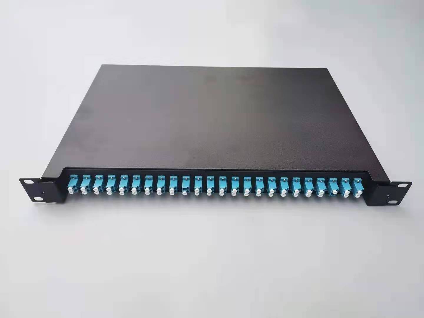 outdoor odf fiber optic patch panel 24 port lc fiber optic patch panel