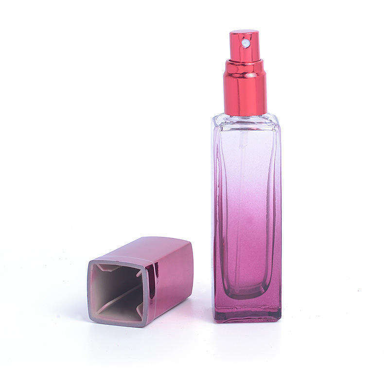 Travel Empty Custom Gradient Refillable Empty Glass Square 20ml Mini Perfume Glass Bottle With Spray Cap