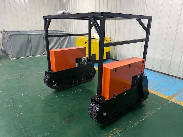 Multifunctional RC rubber track undercarriage robot high technology platform smart robot rubber track chassis tank chassis