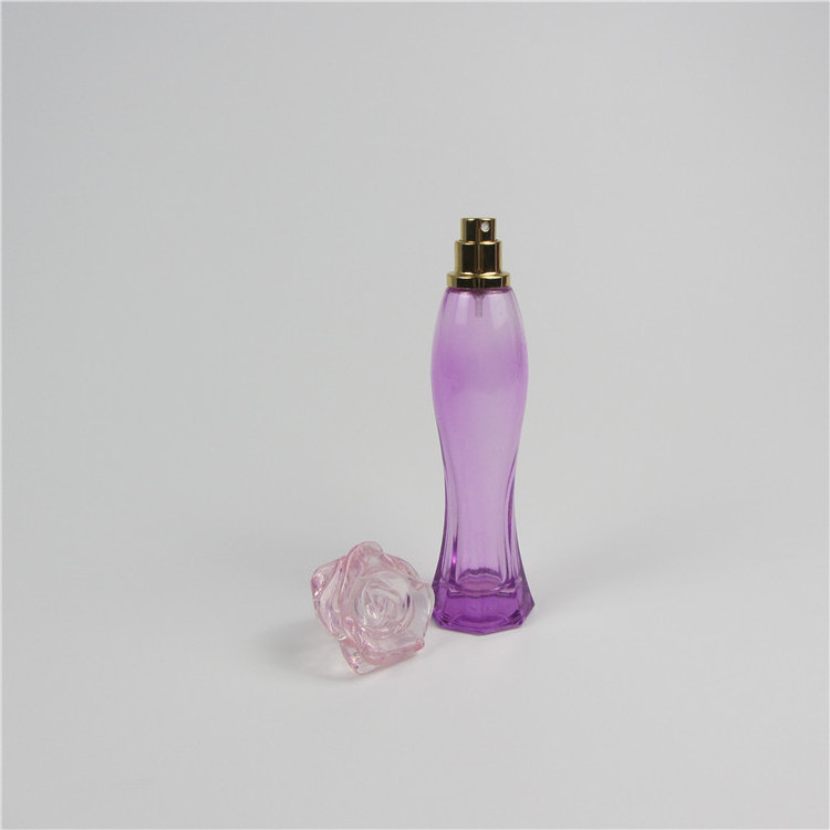 Nice Flower Shaped Perfume Glass Bottle With Ross Shaped Cap