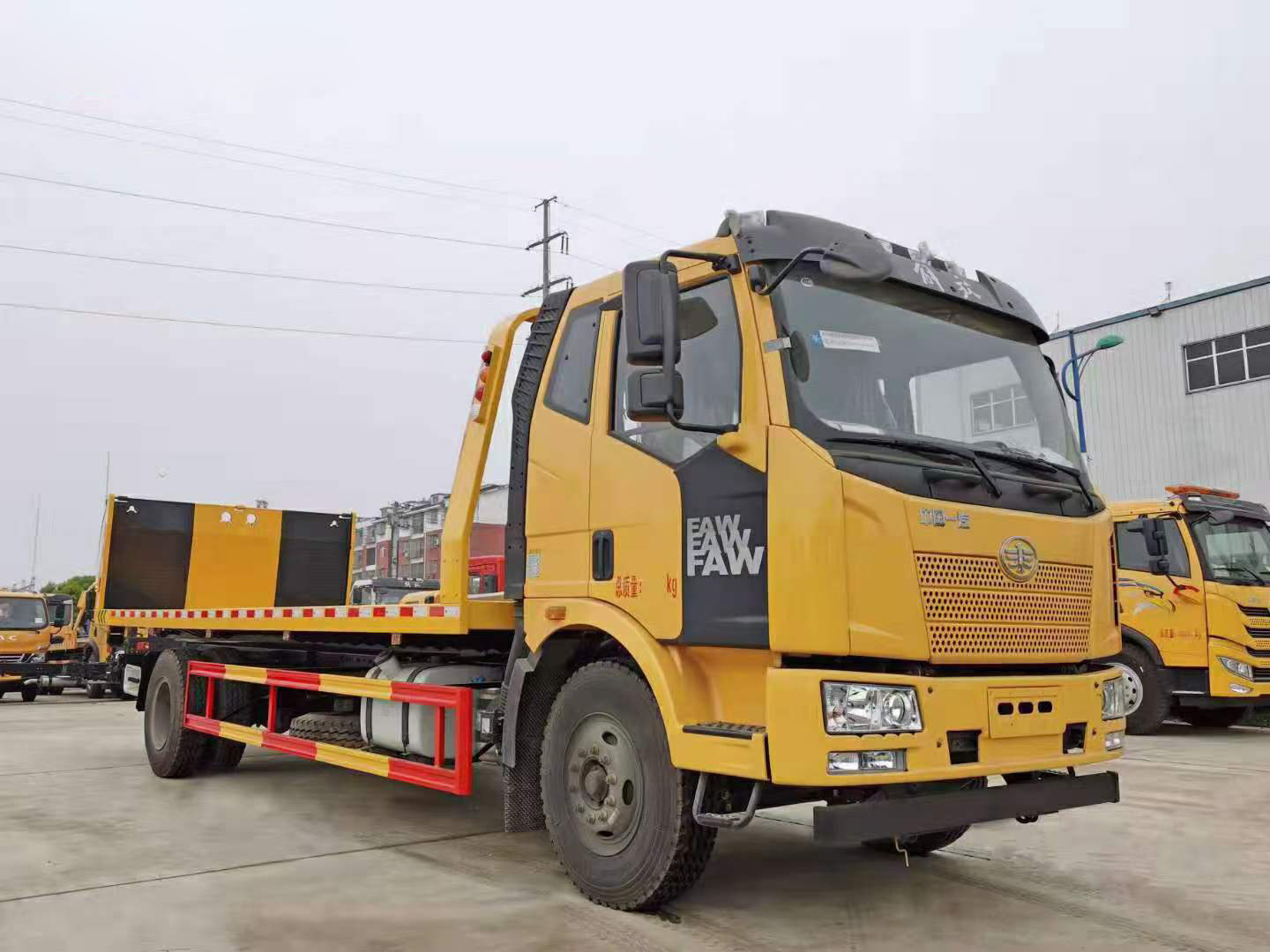 Tow a twenty-ten tons large plate wrecker