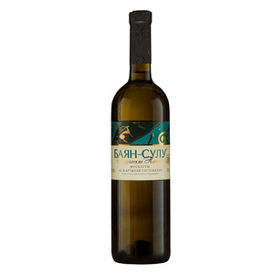 Grape wine "Bayan-Sulu" table white semi-sweet muscat