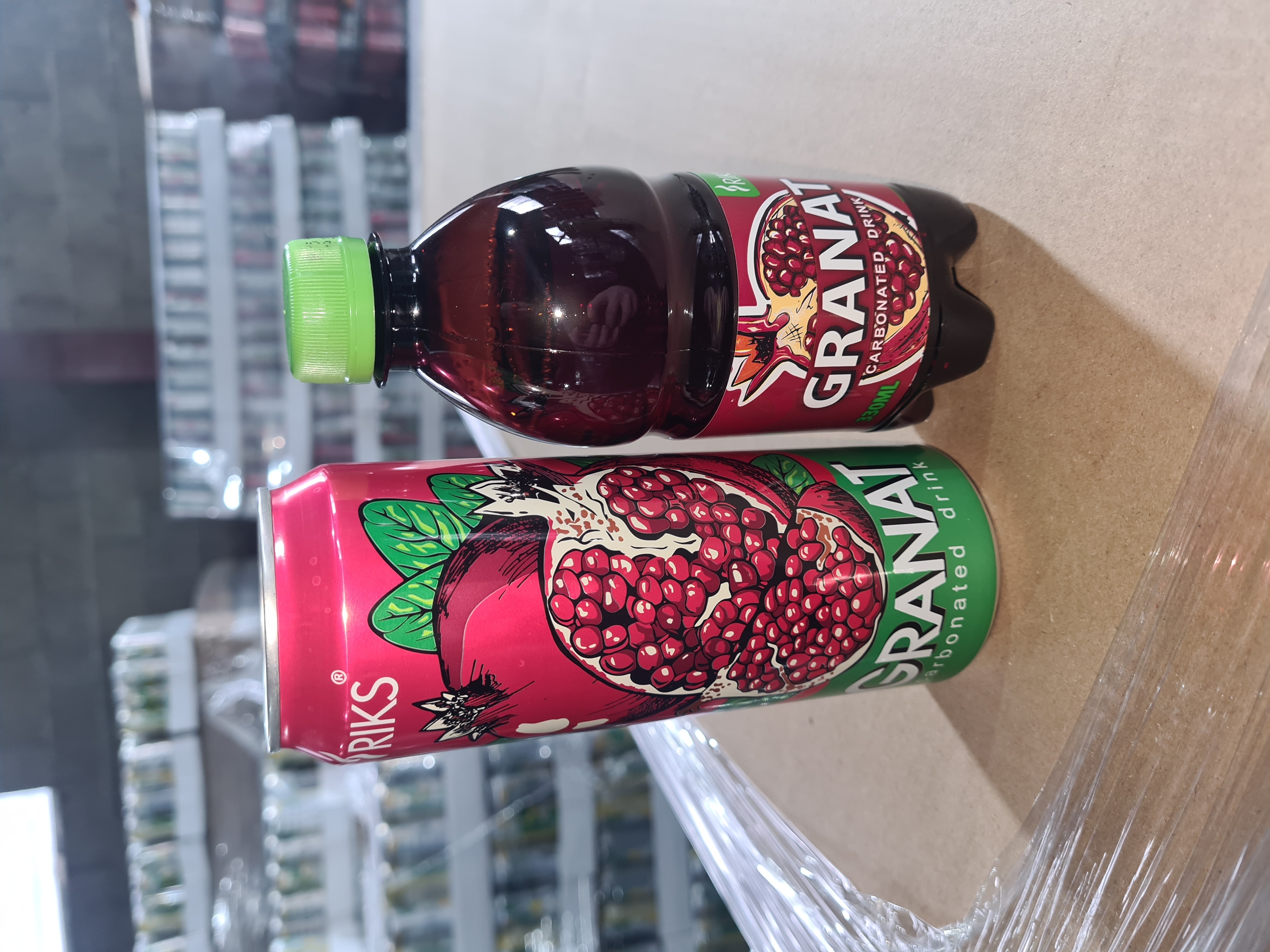 Pomegranate lemonade, soda, quenches thirst, worldwide shipping, exotic drinks, new flavour, top-notch