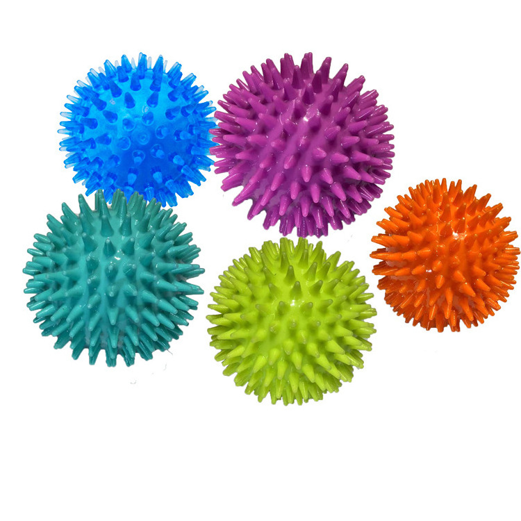 Wholesale multi-color pet toy training ball interact teeth cleaning TPR Pet squeak Toy Spike Ball