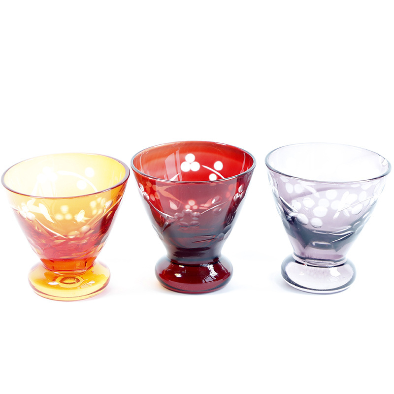 35 ml  edo kiriko japanese sake glass short footed shot glass with hand engraved pattern