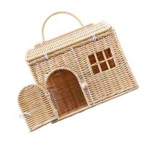 Manufacture Beautiful DIY Roof Rattan House Shaped Basket Wicker Small Dollhouse Gift for Girls Doll Carrier made in Vietnam