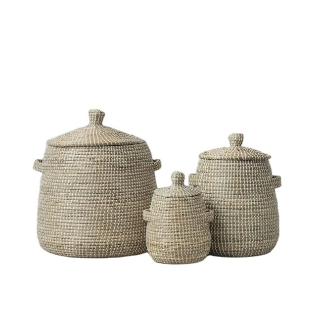 Wholesaler High quality best selling eco-friendly seagrass woven  Laundry baskets from Vietnam with lid for home decoration ODM