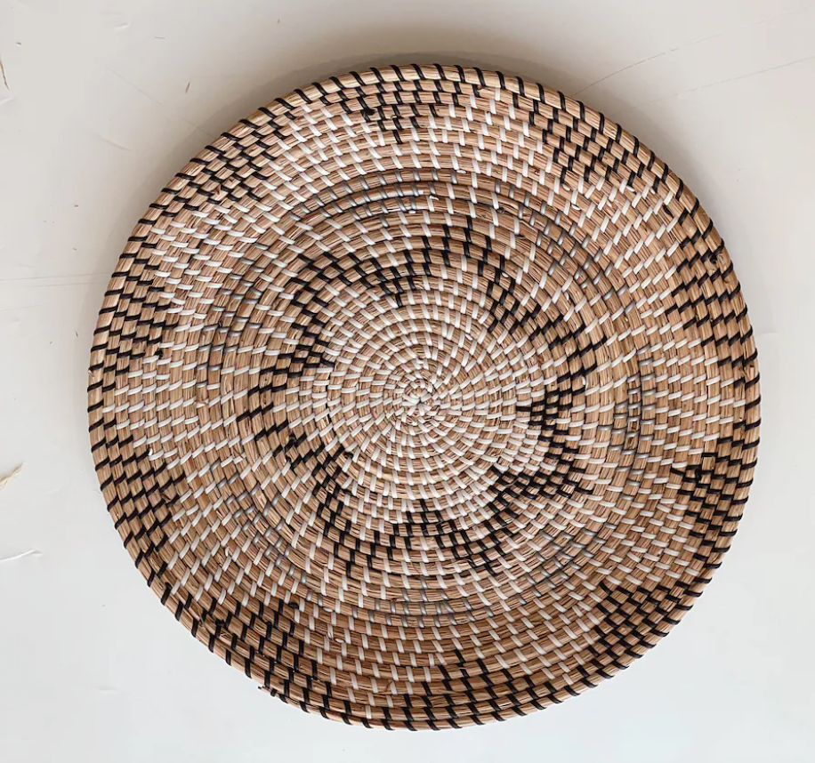 Wholesaler ODM  for sale eco friendly Multi- functional set of 3 wall basket Brown Seagrass Handmade  Plate Wall Decoration