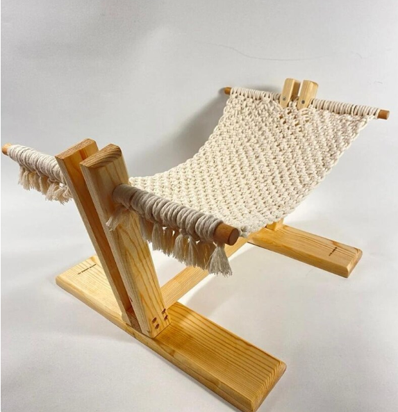 Wholesaler High quality best selling unique Macrame Cat Hammock  New Moon Cat Swing Chair made in Vietnam