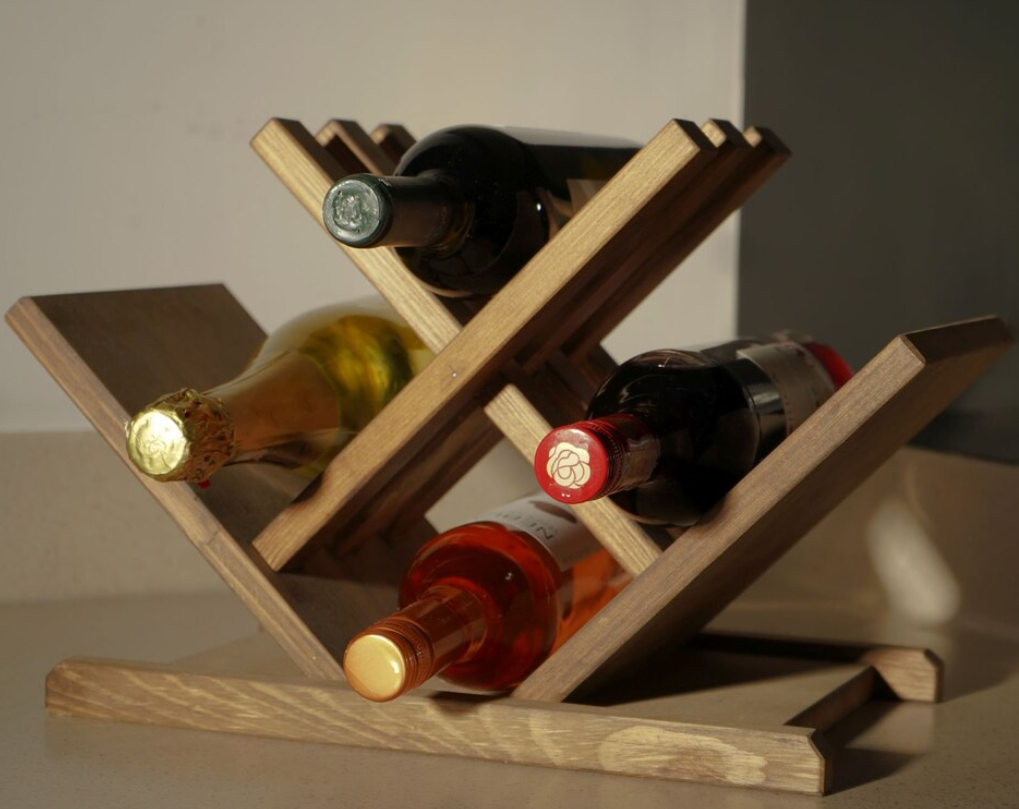 High quality best selling  Vintage Wood Rustic Wine Rack Over The Counter Alcohol Holder Kitchen Decor Wine Gift For Lover