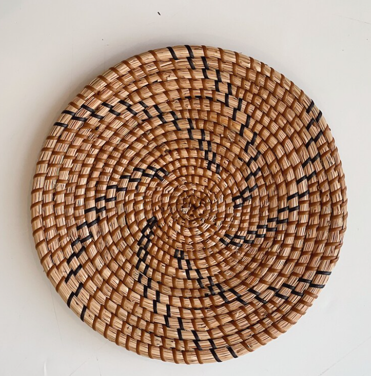 Wholesaler ODM  for sale eco friendly Multi- functional set of 3 wall basket Brown Seagrass Handmade  Plate Wall Decoration