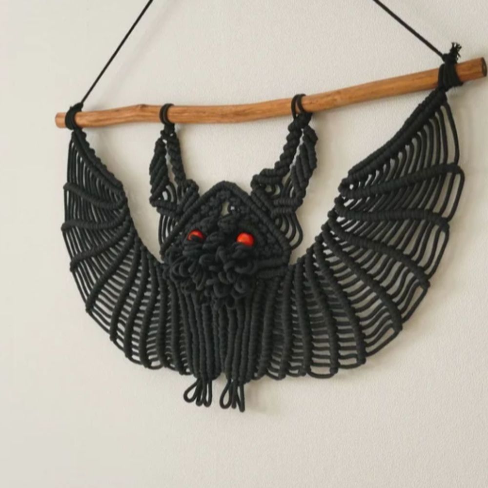 Top selling cotton macrame Halloween wall hanging bat handwoven for home holiday decor wholesale  high quality from Vietnam