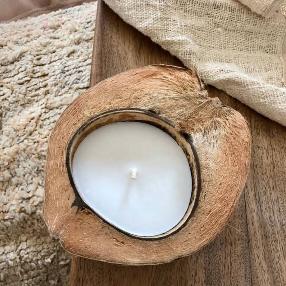 New design handmade coconut husk candle Christmas 2024 customized scents wholesales from Vietnam