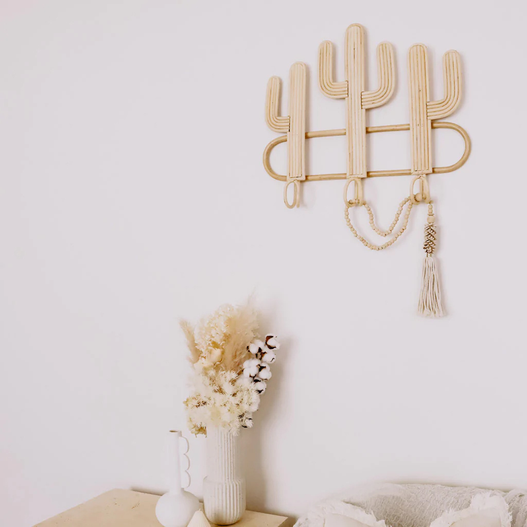 Nice design handcrafted eco - friendly rattan daisy wall hook hanger wholesale high quality from Vietnam