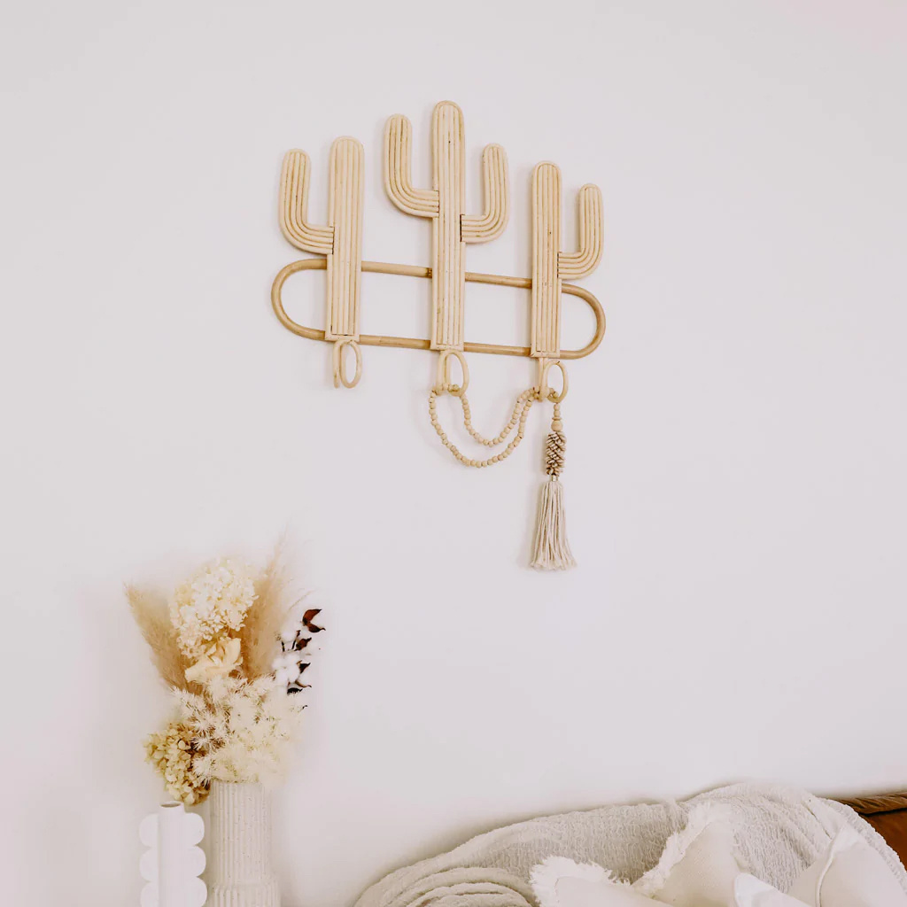 Nice design handcrafted eco - friendly rattan daisy wall hook hanger wholesale high quality from Vietnam