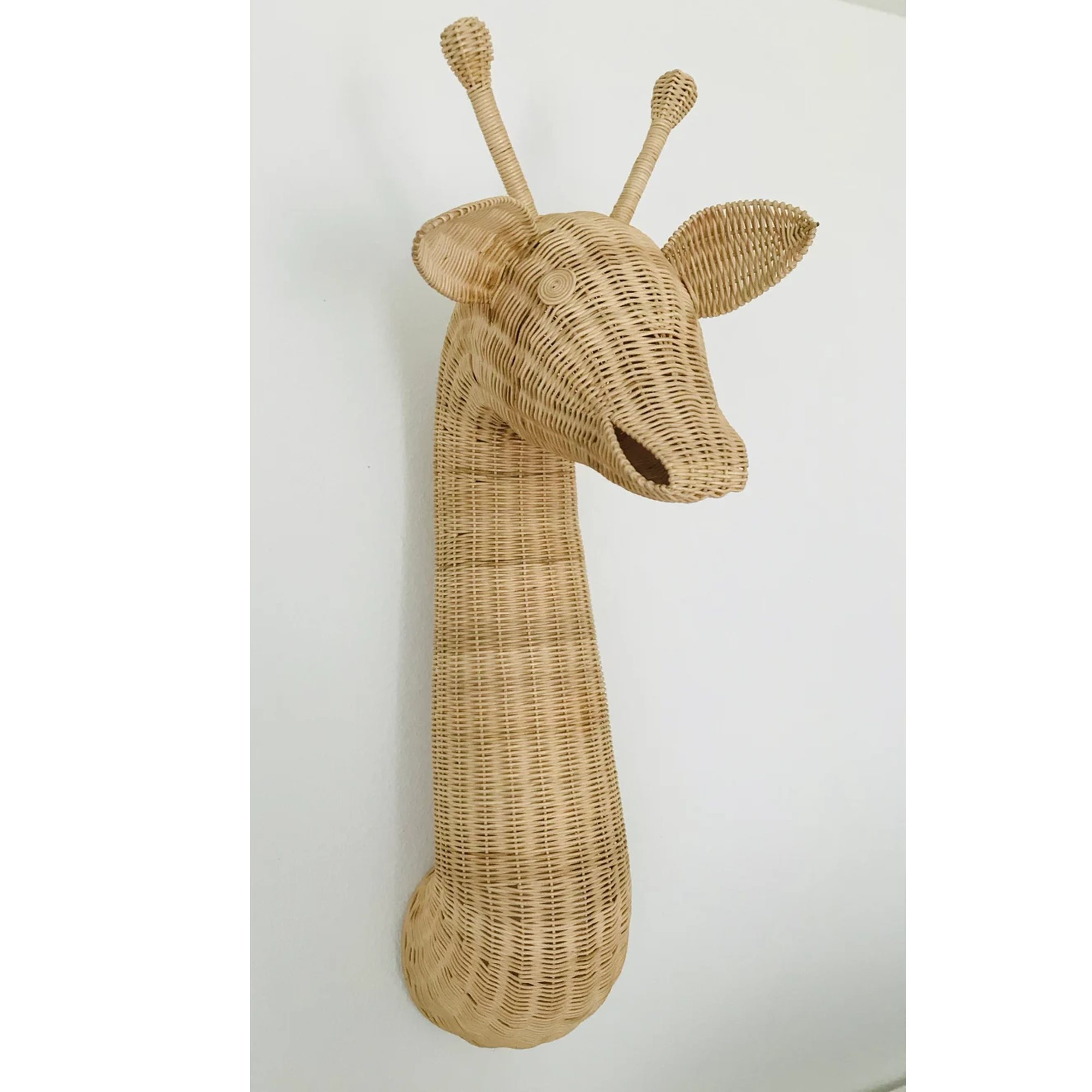 Hand wicker rattan Giraffe head wall decor nursery decor kid room furniture home decoration wholesales from Vietnam