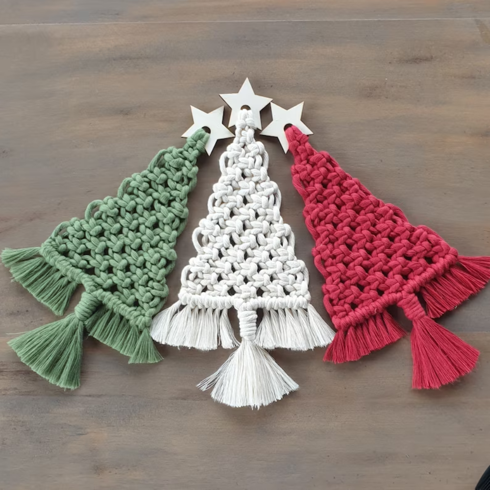 Handmade nice price macrame Christmas tree pine tree wall hanging Christmas holiday decoration from Vietnam