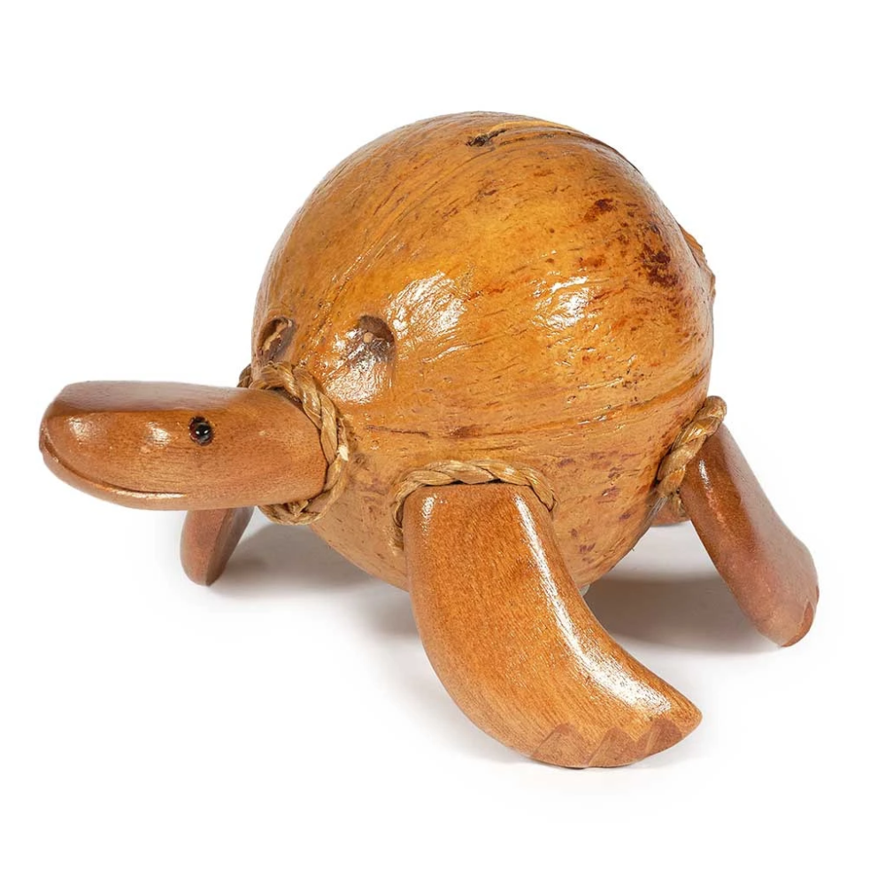 New design natural coconut wood animal decorations funny gift for kids table decorations handmade in Vietnam