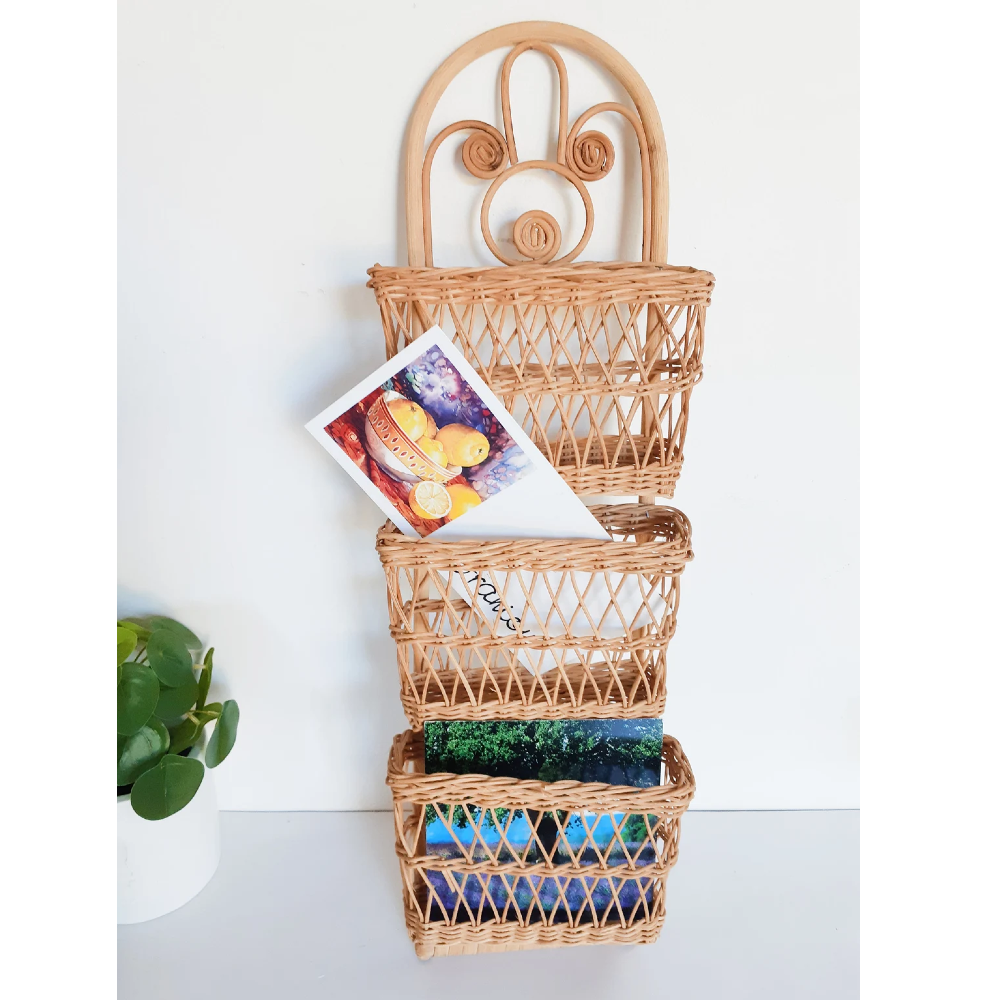 New arrival hand wicker natural Vintage rattan shelf hanging wall organizer 3 tier from Vietnam