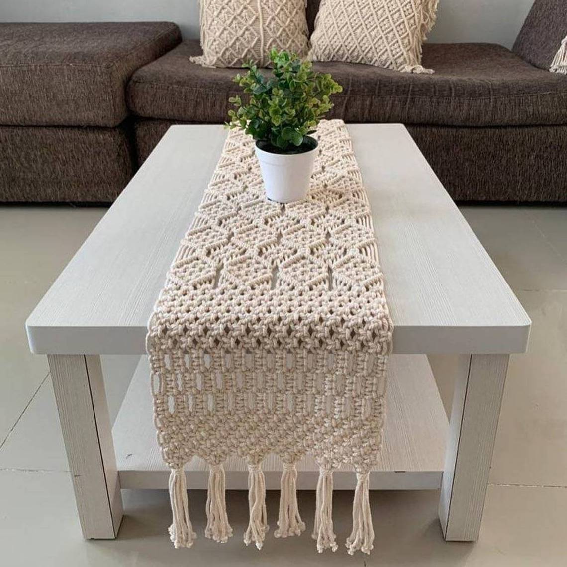 High quality wonderful decorative macrame table runner nice design for home decoration from Viet Nam